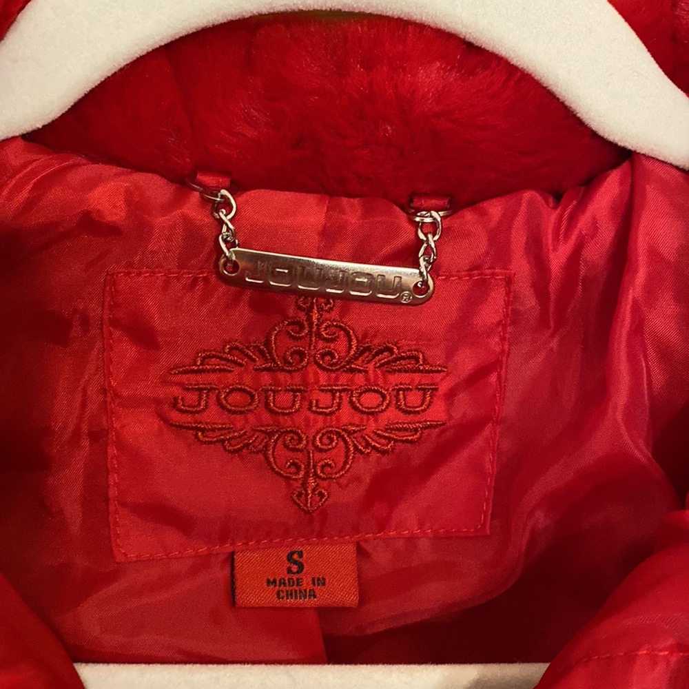 JouJou Juniors red, super soft, faux fur coat with two front functional… - Picture 5 of 11